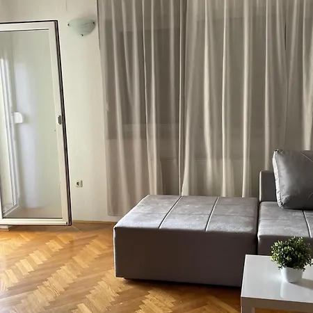 Appartement Kinderfreundliches Mit Garten