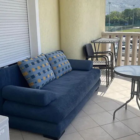 Kinderfreundliches Mit Garten Apartment *